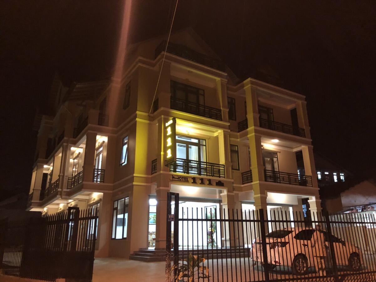 Hotel 111 Dalat Bagian luar foto